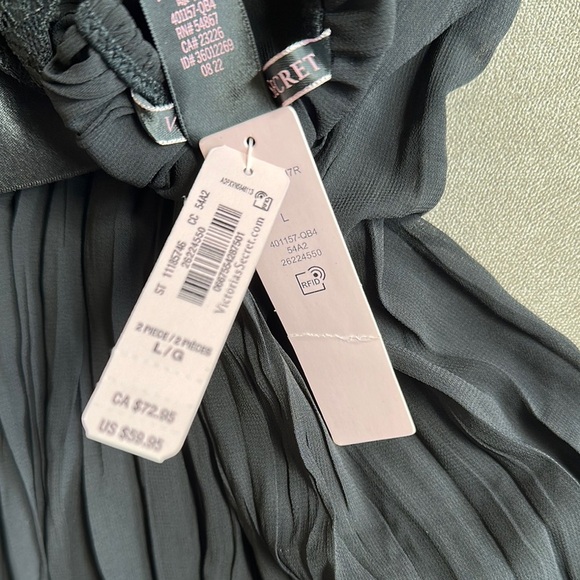 Victoria's Secret Black Chemise with Spaghetti Straps and Sheer Skirt - Picture 5 of 7